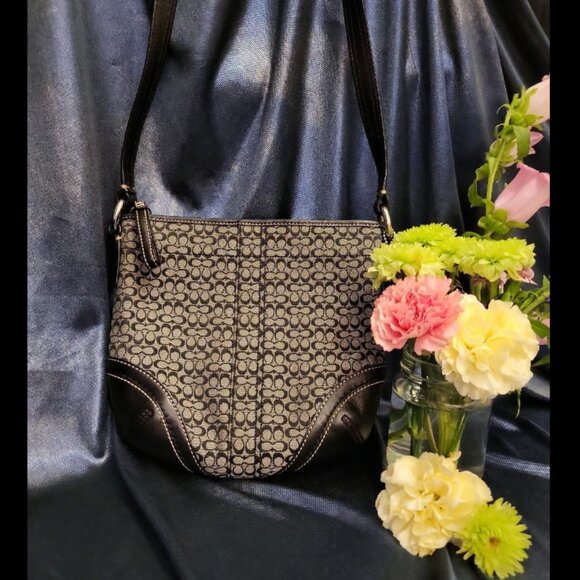 COACH mini Crossbody Bag - Picture 3 of 7